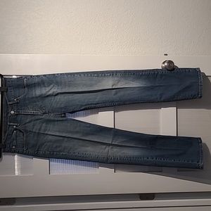 Men's Levi's faded blue jeans